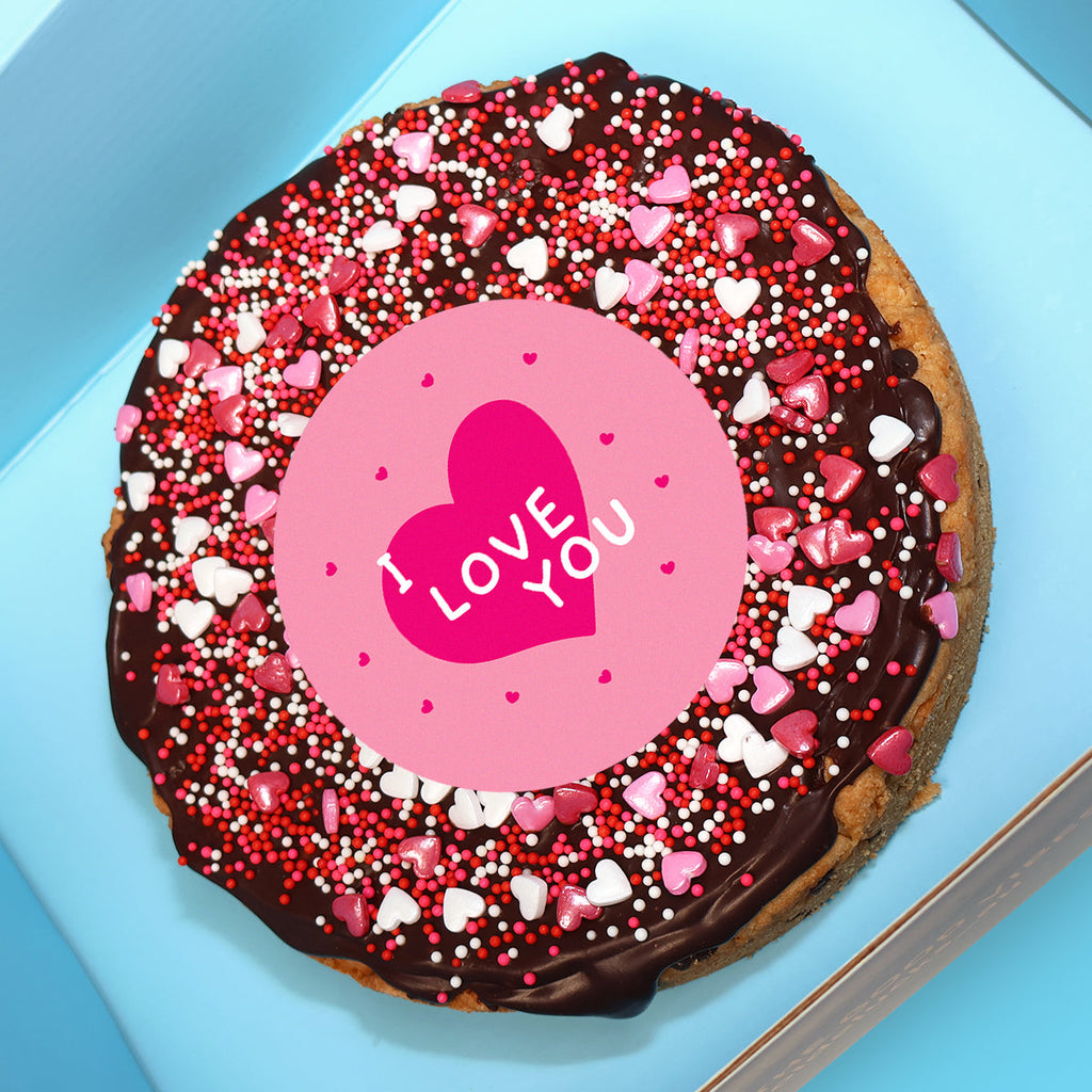 Funny or Romantic? Valentine’s Gifts That Get the Best Reactions - Goldelucks 