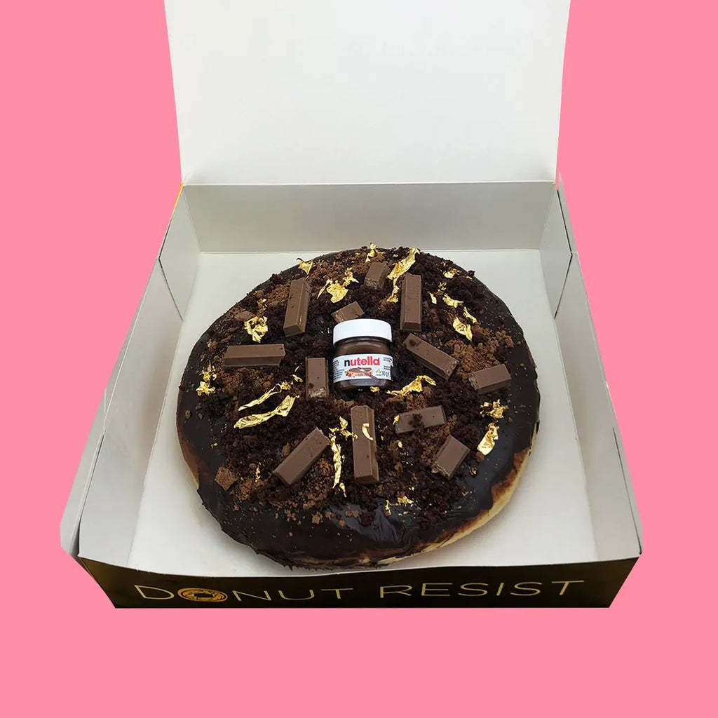 24K Gold Giant Donut Cake - Goldelucks