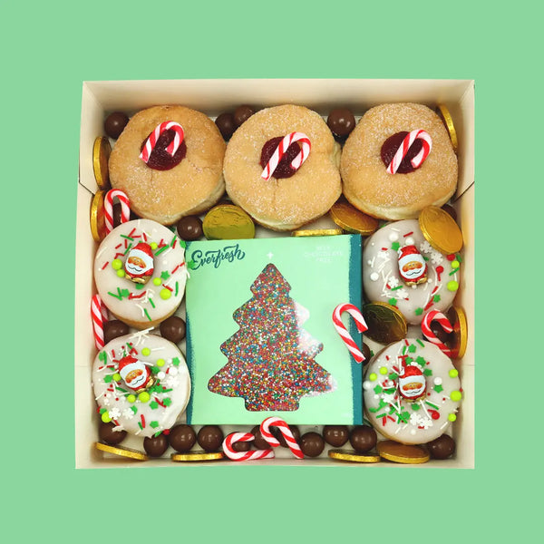 Chocolate Christmas Tree w/ Donuts - Goldelucks Same Day Gift Delivery