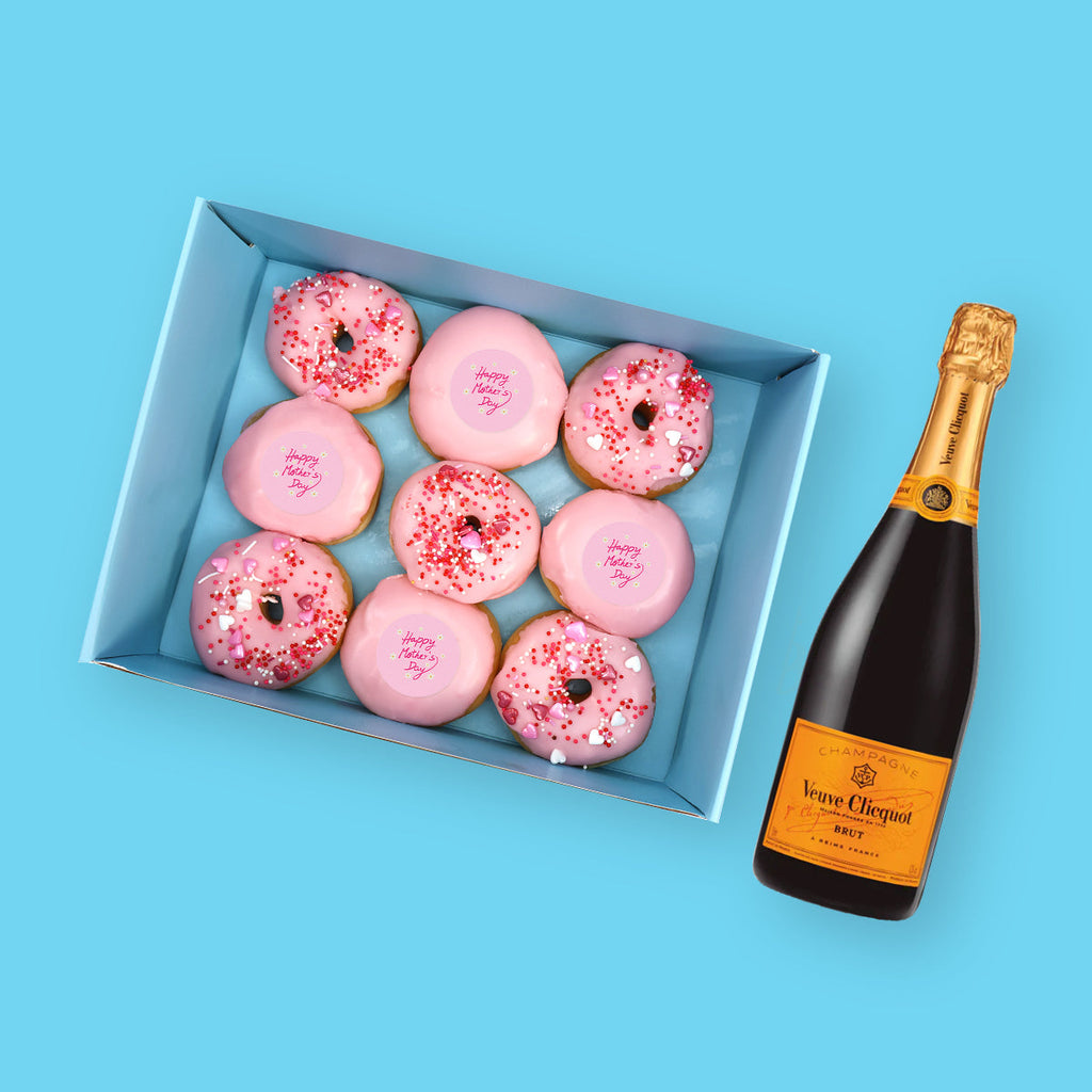 Small Mother's Day Heart Donut Box & Veuve Clicquot - Goldelucks 