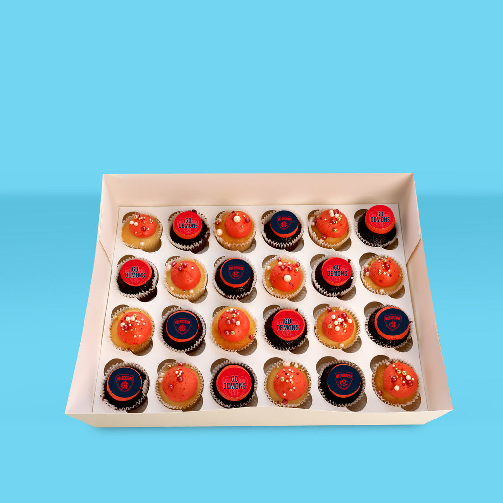 Mini Hawthorn Hawks Cupcakes - Goldelucks 
