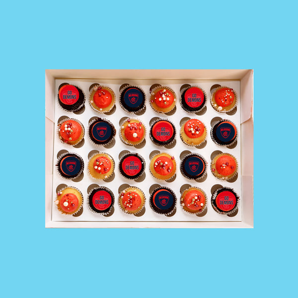 Mini Hawthorn Hawks Cupcakes - Goldelucks 